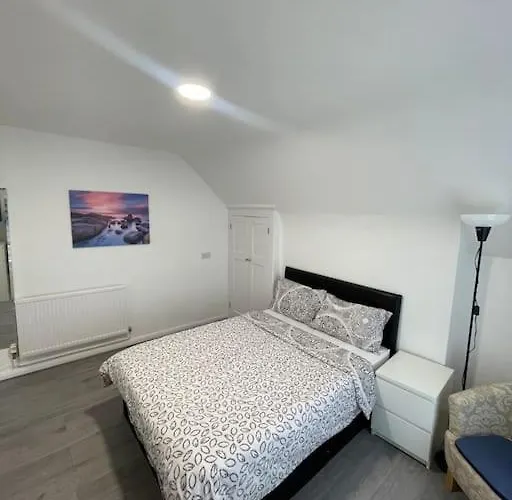 Opal - Executive London Flat
